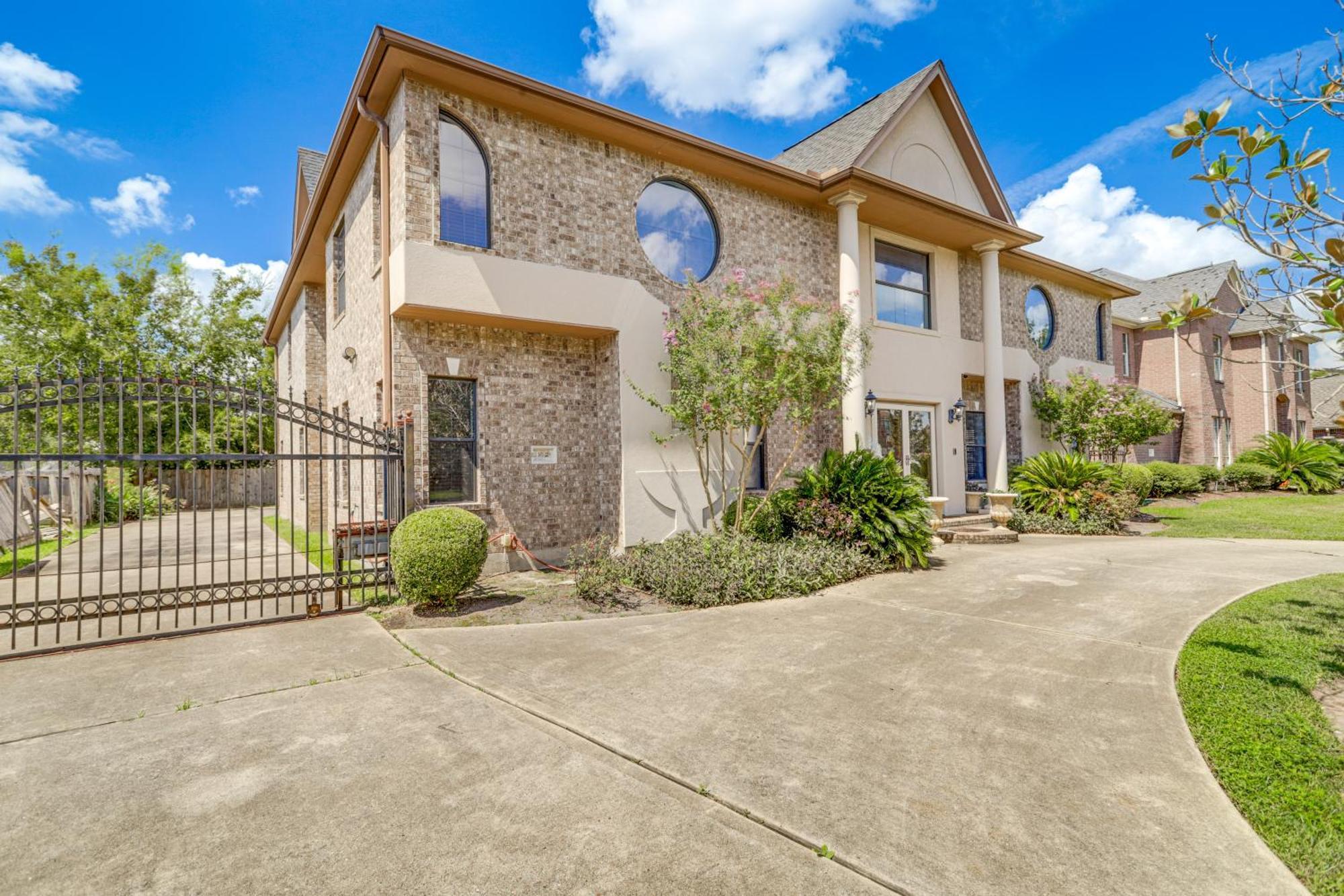 Elegant Houston Home With Gazebo And Game Room! Exteriér fotografie