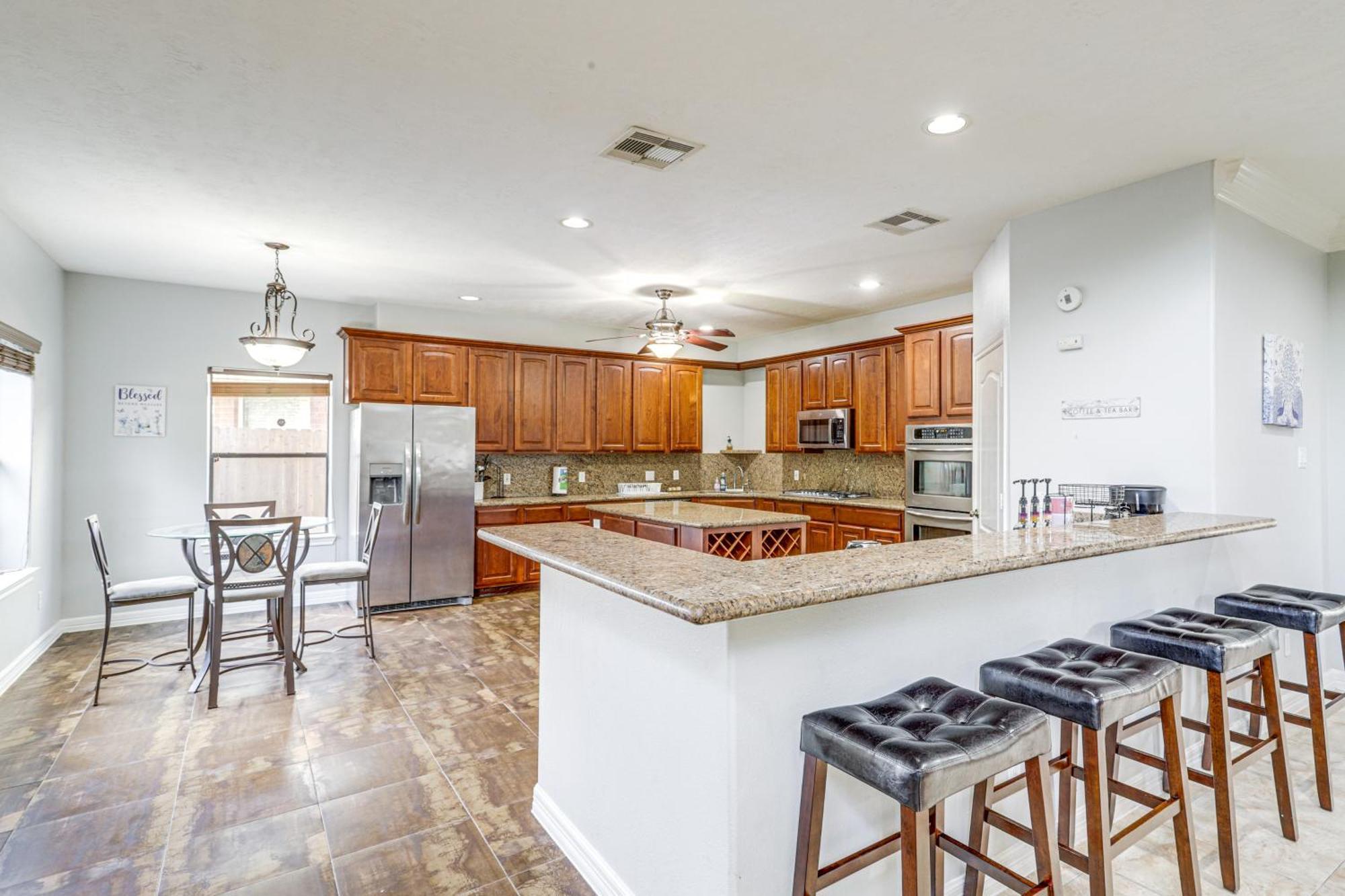 Elegant Houston Home With Gazebo And Game Room! Exteriér fotografie